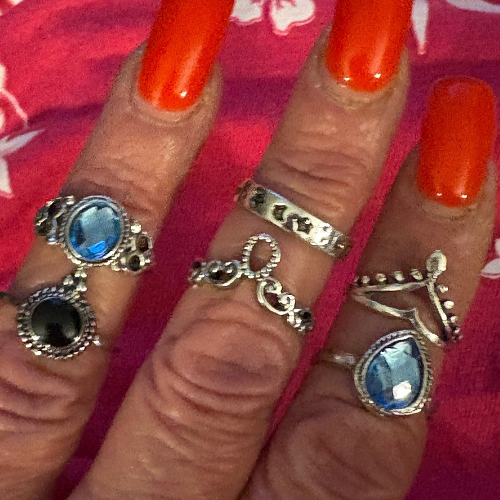 Rings-6 Rings 3 Size 6 & 3 Size 5 in Silver tone nwt